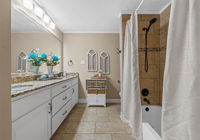 Photo 4 of Single family home for sale at 600 S Andrews Dr, Robinson, TX 76706 | MLS# 21296264 | Listing updated on 2026-09-24