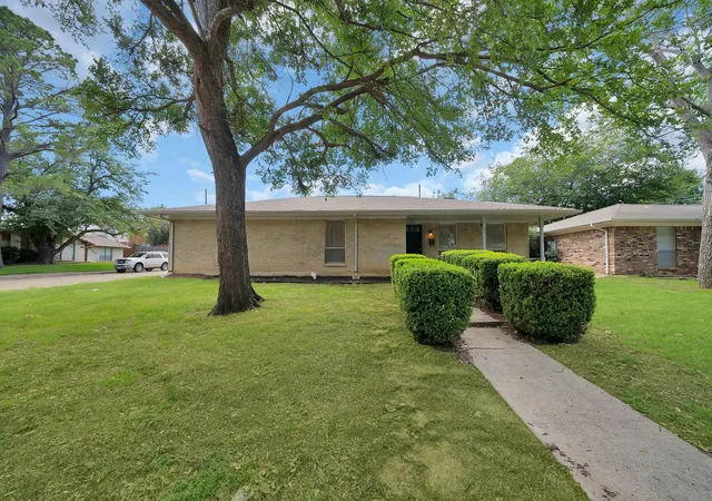 Photo 1 of Sale Pending at 502 Pinebluff Dr, Lewisville, TX 75067 | MLS# 21304467 | Listing updated on 2026-09-15