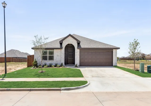 Photo 1 of Single family home for sale at 3653 Jordan Wy, Kaufman, TX 75142 | MLS# 21305894 | Listing updated on 2026-09-11