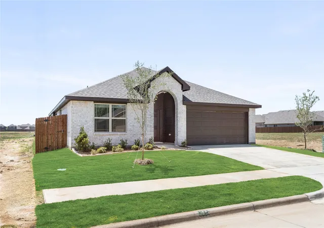 Photo 3 of Single family home for sale at 3653 Jordan Wy, Kaufman, TX 75142 | MLS# 21305894 | Listing updated on 2026-09-11