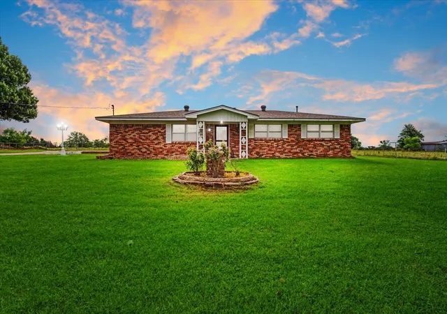 Photo 1 of Single family home for sale at 3472 Desvoignes Rd, Denison, TX 75021 | MLS# 21304601 | Listing updated on 2026-08-02