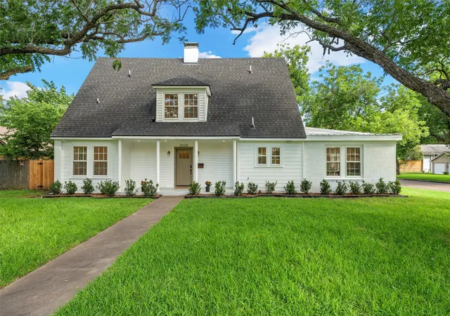 Photo 1 of Sale Pending at 3028 Cumberland Ave, Waco, TX 76707 | MLS# 21305682 | Listing updated on 2026-09-15