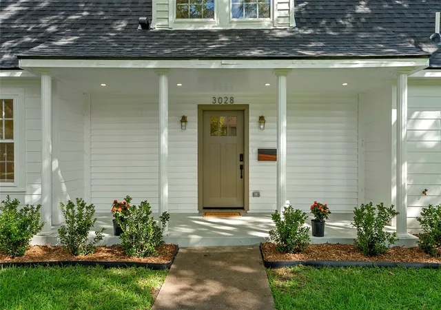Photo 3 of Sale Pending at 3028 Cumberland Ave, Waco, TX 76707 | MLS# 21305682 | Listing updated on 2026-09-15