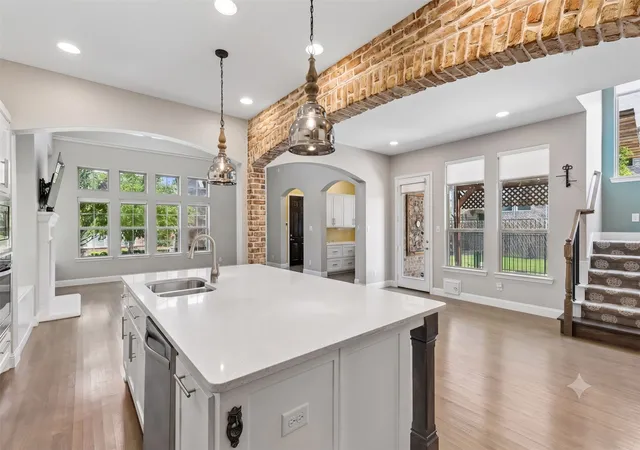 Photo 3 of Single family home for sale at 6920 Royal View Dr, Mc Kinney, TX 75070 | MLS# 21302633 | Listing updated on 2026-09-12