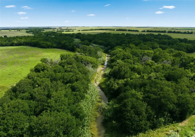 Photo 4 of Land for sale at Tract 3 Hcr 3204, Abbott, TX 76621 | MLS# 21306350 | Listing updated on 2026-09-10