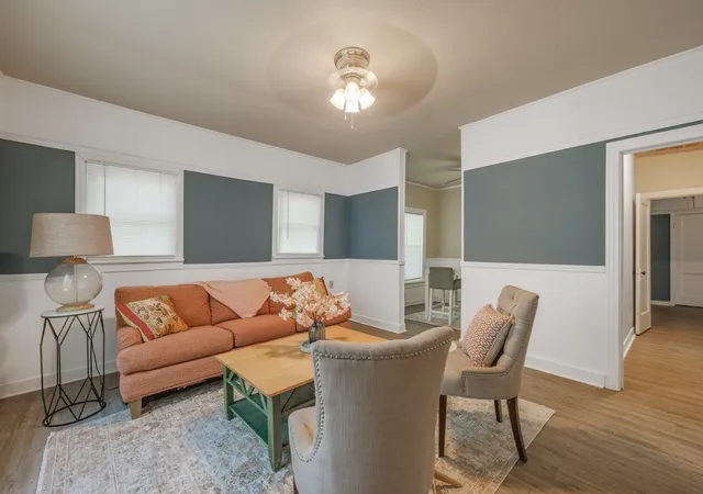 Photo 2 of Single family home for sale at 925 Palm St, Abilene, TX 79602 | MLS# 21299461 | Listing updated on 2026-09-13