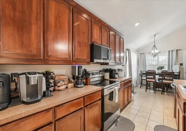 Photo 3 of Single family home for sale at 4037 Tiburon St, Fort Worth, TX 76106 | MLS# 21306401 | Listing updated on 2026-09-10
