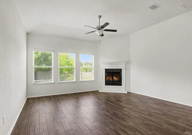 Photo 3 of Sale Pending at 506 Robinson Wy, Fate, TX 75189 | MLS# 21304369 | Listing updated on 2026-09-10