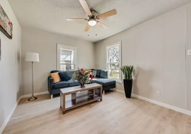 Photo 2 of Sale Pending at 5074 Mayfair St, Fort Worth, TX 76116 | MLS# 21306438 | Listing updated on 2026-09-07