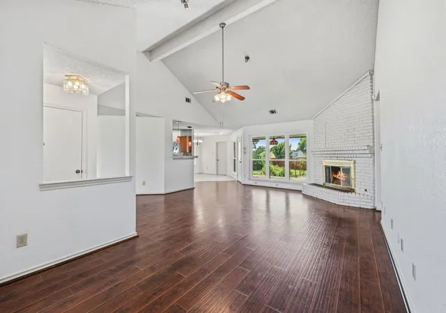 Photo 4 of Sale Pending at 2008 Rochelle Ln, Carrollton, TX 75007 | MLS# 21306510 | Listing updated on 2026-09-14