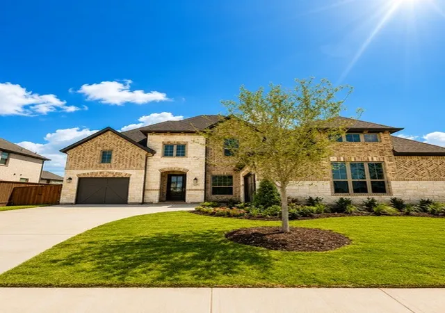 Photo 2 of Sale Pending at 3123 Tobias Ln, Rockwall, TX 75032 | MLS# 21306538 | Listing updated on 2026-09-14