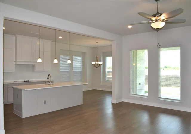 Photo 3 of Single family home for sale at 3834 Foot Hills Dr, Midlothian, TX 76065 | MLS# 21302185 | Listing updated on 2026-09-13