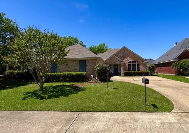 Photo 1 of Sale Pending at 9012 Eureka Ln, Shreveport, LA 71115 | MLS# 21305655 | Listing updated on 2026-07-31