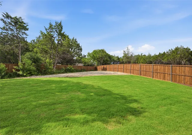 Photo 3 of Single family home for sale at 2622 Bainbridge Dr, Dallas, TX 75237 | MLS# 21306374 | Listing updated on 2026-10-06
