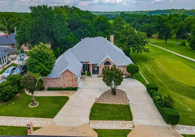Photo 2 of Single family home for sale at 9031 Bontura Rd, Granbury, TX 76049 | MLS# 21306760 | Listing updated on 2026-09-09