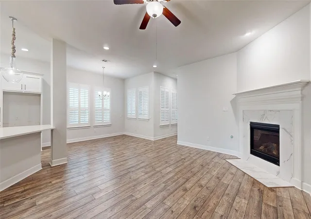 Photo 3 of Sale Pending at 4502 Sapphire Falls Wy, Arlington, TX 76005 | MLS# 21306828 | Listing updated on 2026-07-31