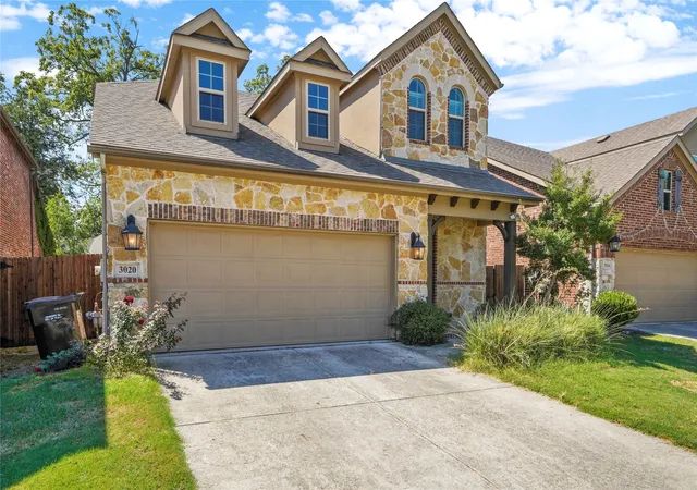 Photo 2 of Single family home for sale at 3020 Hurstwood Dr, Plano, TX 75074 | MLS# 21306999 | Listing updated on 2026-09-13