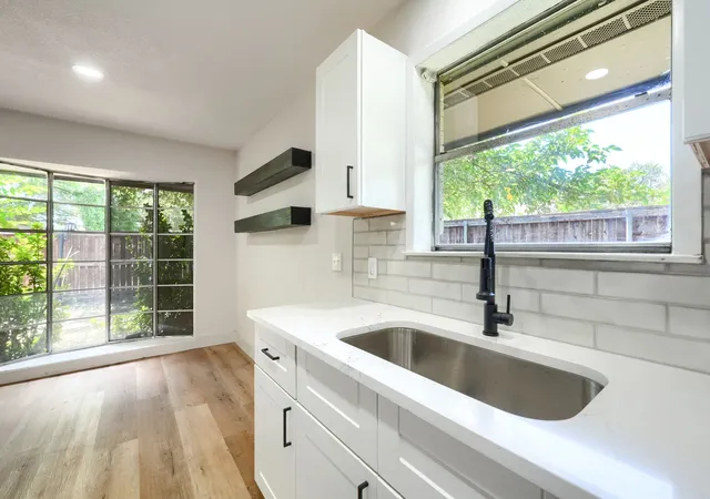 Photo 3 of Single family home for sale at 4049 Alicante Ave, Fort Worth, TX 76133 | MLS# 21298676 | Listing updated on 2026-09-10