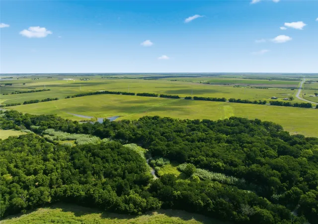 Photo 1 of Land for sale at Tract 4 Hcr 3204, Abbott, TX 76621 | MLS# 21307083 | Listing updated on 2026-09-10