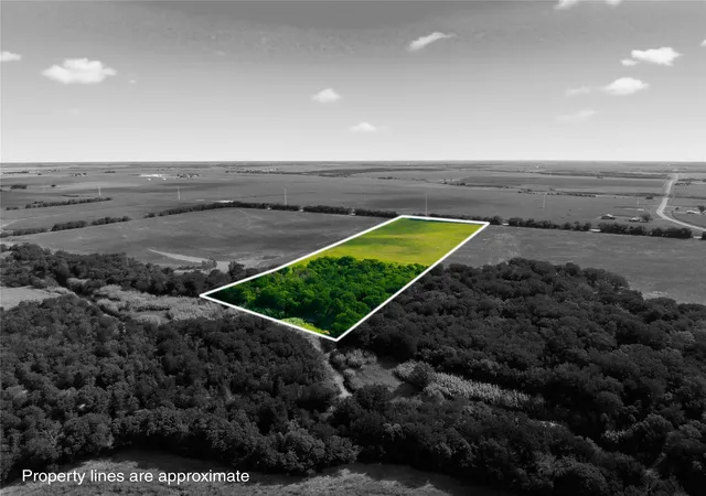 Photo 2 of Land for sale at Tract 4 Hcr 3204, Abbott, TX 76621 | MLS# 21307083 | Listing updated on 2026-09-10