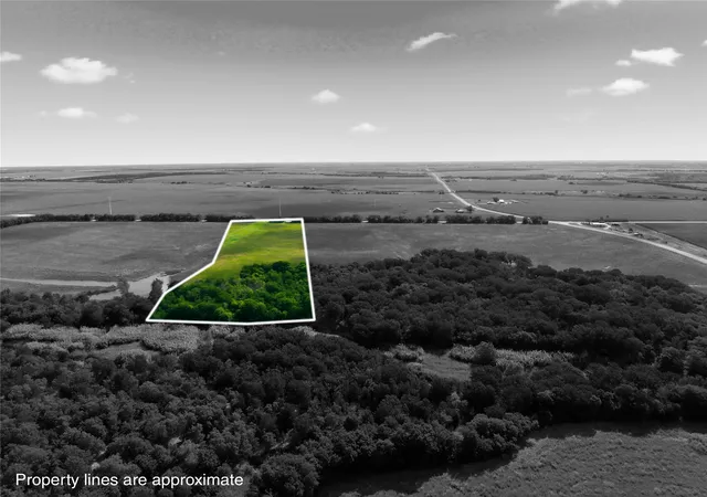 Photo 3 of Land for sale at Tract 4 Hcr 3204, Abbott, TX 76621 | MLS# 21307083 | Listing updated on 2026-09-10