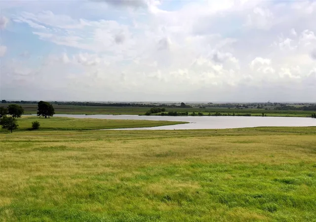 Photo 1 of Land for sale at 173 Hcr 1341, Hillsboro, TX 76645 | MLS# 21306873 | Listing updated on 2026-09-10