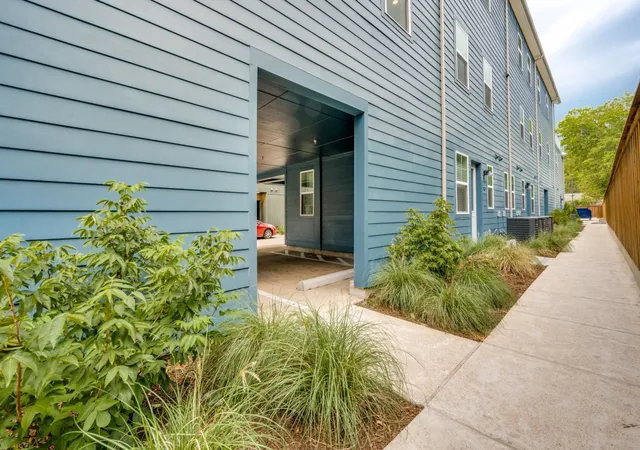 Photo 3 of Multi family home for sale at 5317 Reiger Ave, Dallas, TX 75214 | MLS# 21307176 | Listing updated on 2026-09-14