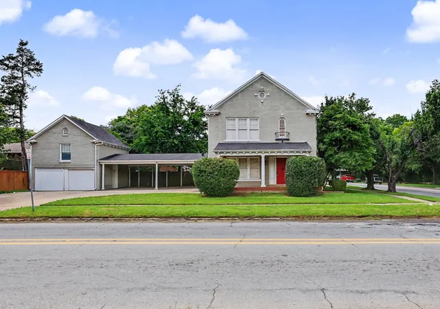 Photo 1 of Sale Pending at 1100 W Morton St, Denison, TX 75020 | MLS# 21307146 | Listing updated on 2026-09-30