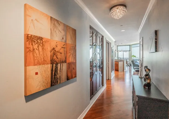 Photo 3 of Condo for sale at 500 Throckmorton St #2505, Fort Worth, TX 76102 | MLS# 21307210 | Listing updated on 2026-10-05