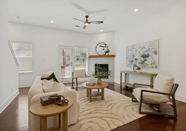 Photo 2 of Condo for sale at 5743 Prospect Ave #102, Dallas, TX 75206 | MLS# 21294273 | Listing updated on 2026-09-12