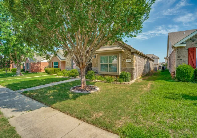 Photo 3 of Single family home for sale at 8835 Tucker St, Cross Roads, TX 76227 | MLS# 21306797 | Listing updated on 2026-09-12