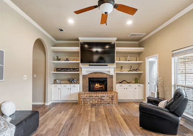 Photo 3 of Sale Pending at 118 Janice Ln, Mabank, TX 75156 | MLS# 21307475 | Listing updated on 2026-09-09
