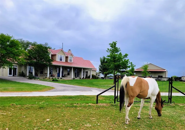 Photo 1 of Single family home for sale at 1808 Teller Bell Ln, Granbury, TX 76049 | MLS# 21305335 | Listing updated on 2026-09-15