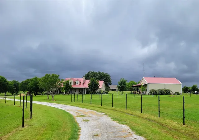 Photo 2 of Single family home for sale at 1808 Teller Bell Ln, Granbury, TX 76049 | MLS# 21305335 | Listing updated on 2026-09-15