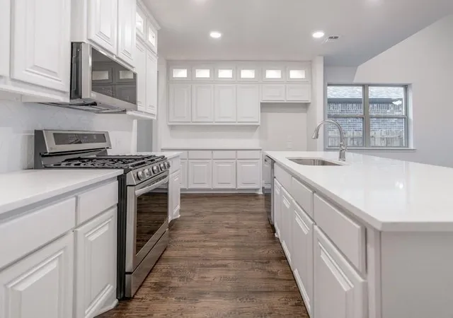 Photo 4 of Single family home for sale at 145 Winterwood Dr, Lavon, TX 75166 | MLS# 21307665 | Listing updated on 2026-09-13