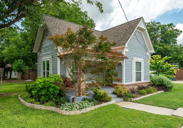 Photo 2 of Sale Pending at 9121 6th St, Frisco, TX 75033 | MLS# 21302728 | Listing updated on 2026-09-28