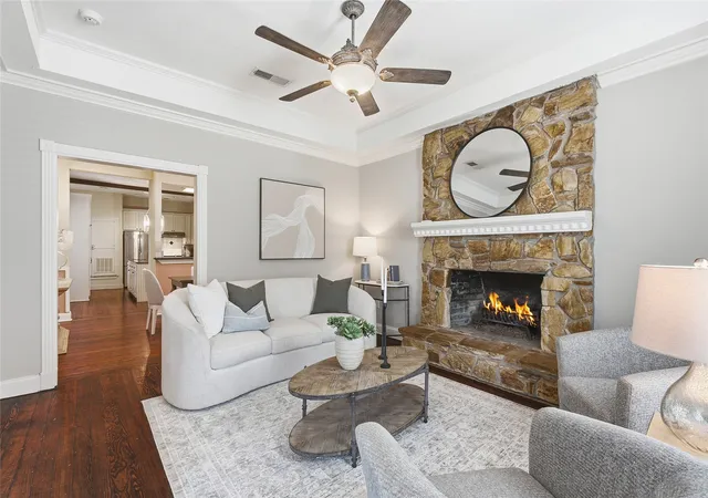 Photo 3 of Sale Pending at 9121 6Th St, Frisco, TX 75033 | MLS# 21302728 | Listing updated on 2026-09-28