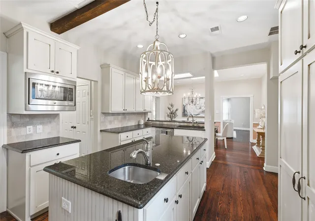 Photo 4 of Sale Pending at 9121 6Th St, Frisco, TX 75033 | MLS# 21302728 | Listing updated on 2026-09-28