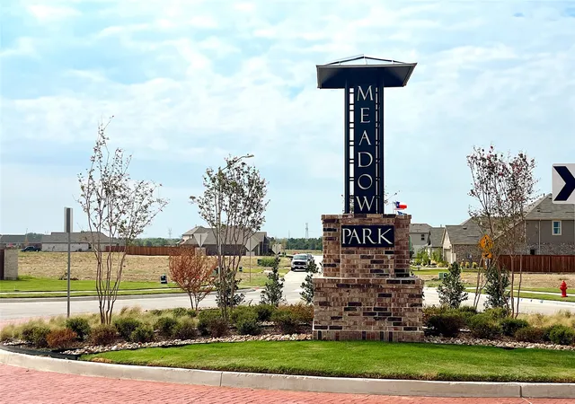 Photo 3 of Sale Pending at 7528 Lavender Ln, Ponder, TX 76259 | MLS# 21303442 | Listing updated on 2026-07-31