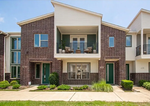 Photo 1 of Townhouse for sale at 432 Texas Dr, Plano, TX 75075 | MLS# 21307559 | Listing updated on 2026-09-12