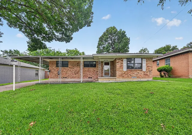 Photo 2 of Single family home for sale at 8730 Lapanto Ln, Dallas, TX 75227 | MLS# 21307166 | Listing updated on 2026-09-11