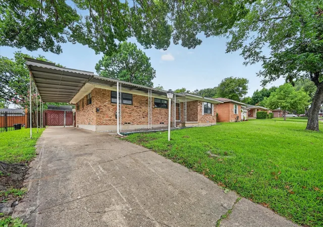 Photo 3 of Single family home for sale at 8730 Lapanto Ln, Dallas, TX 75227 | MLS# 21307166 | Listing updated on 2026-09-11