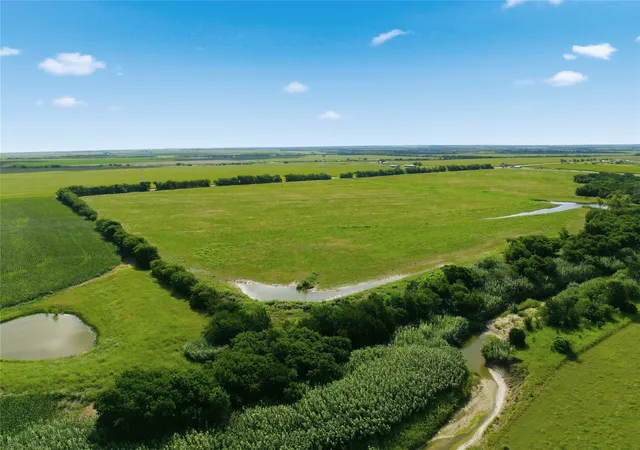 Photo 1 of Land for sale at Tract 6 Hcr 3204, Abbott, TX 76621 | MLS# 21307950 | Listing updated on 2026-09-10