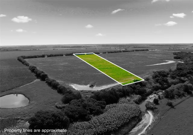 Photo 2 of Land for sale at Tract 6 Hcr 3204, Abbott, TX 76621 | MLS# 21307950 | Listing updated on 2026-09-10