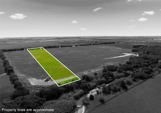 Photo 2 of Land for sale at Tract 7 Hcr 3204, Abbott, TX 76621 | MLS# 21307954 | Listing updated on 2026-09-10
