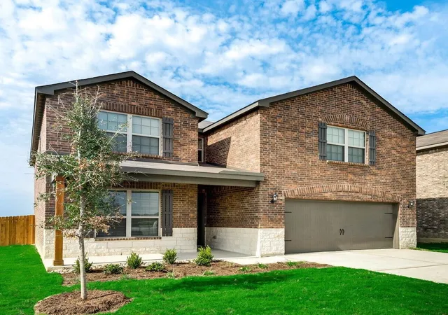 Photo 3 of Sale Pending at 5309 Zara Dr, Denton, TX 76207 | MLS# 21300025 | Listing updated on 2026-09-11