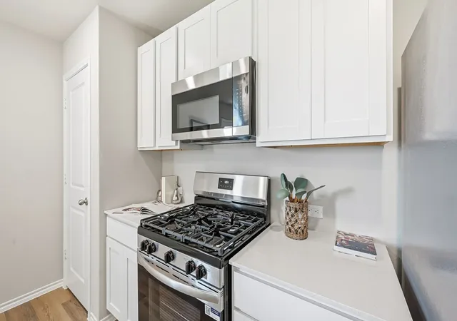 Photo 4 of Single family home for sale at 4144 Woodhill Bend Dr, Fort Worth, TX 76036 | MLS# 21307344 | Listing updated on 2026-08-02