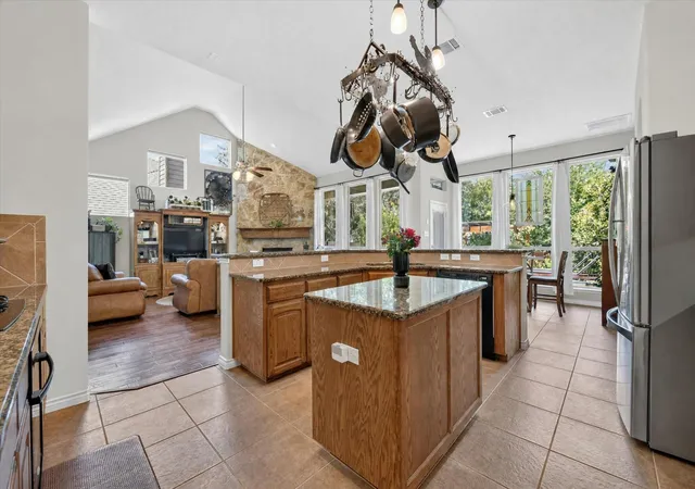 Photo 3 of Single family home for sale at 759 Peach Ln, Burleson, TX 76028 | MLS# 21304970 | Listing updated on 2026-09-16