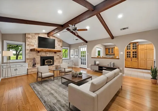Photo 2 of Single family home for sale at 1328 Bear Creek Rd, Cedar Hill, TX 75104 | MLS# 21295977 | Listing updated on 2026-09-10
