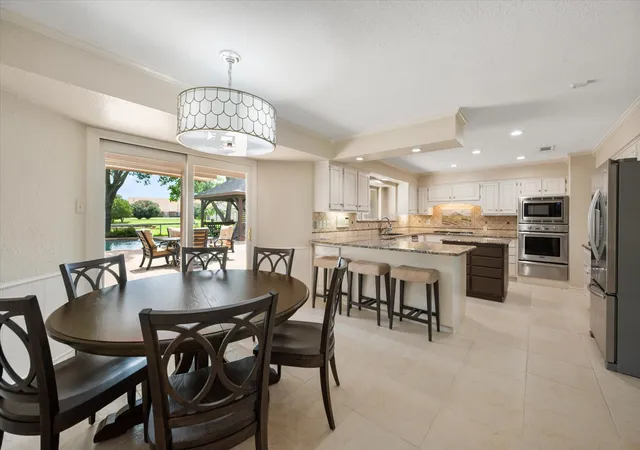 Photo 3 of Single family home for sale at 8111 Russell Curry Rd, Arlington, TX 76001 | MLS# 21296019 | Listing updated on 2026-09-15